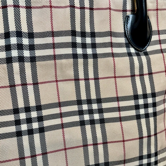 Burberry Blue Label Novacheck Plaid Full-Zip Nylon Oversized Tote Weekender Bag - Picture 8 of 12